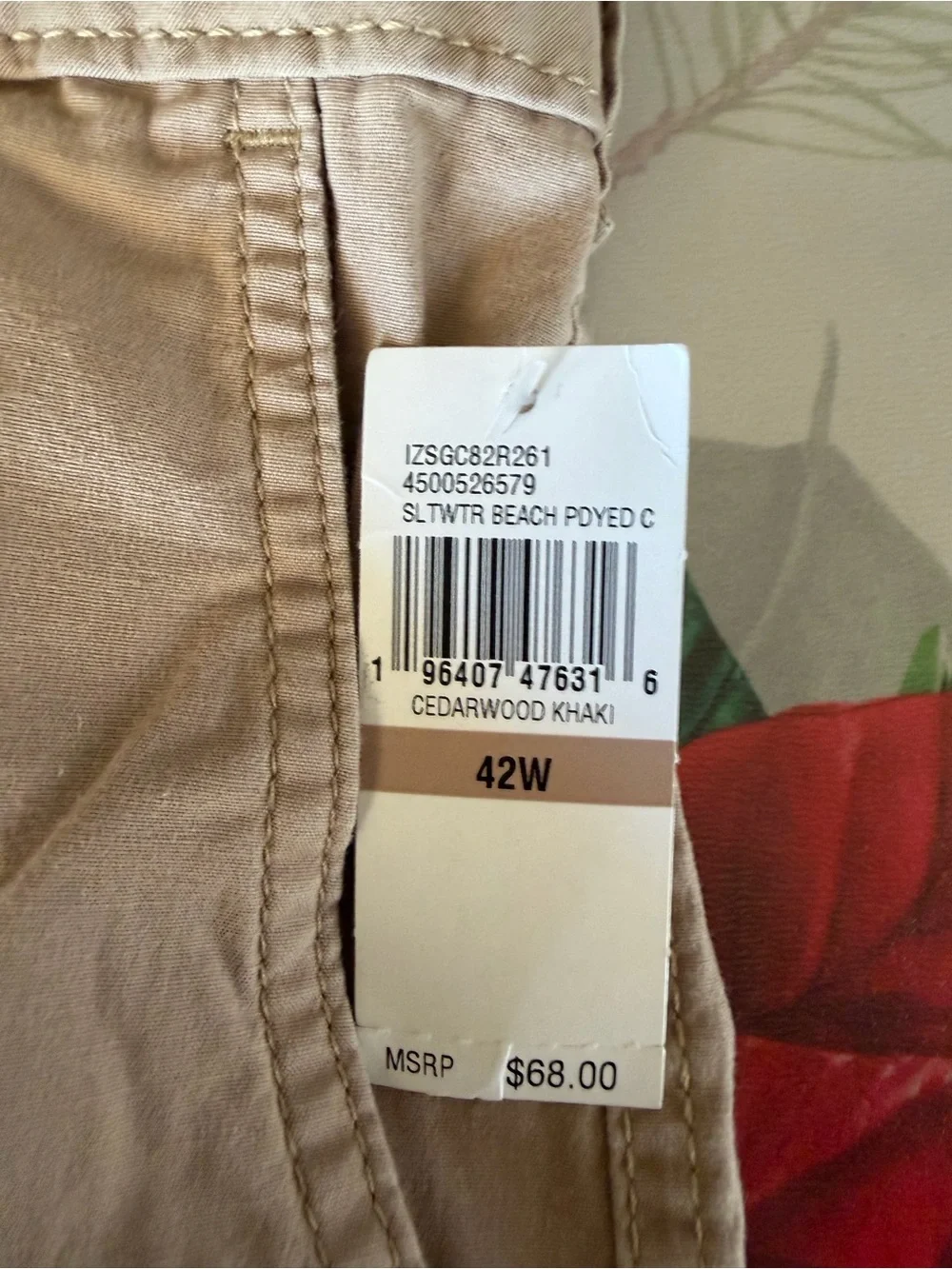 Izod Men's Khaki Cargo Shorts - Light Brown (182)